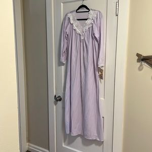 Vintage Early 80s Deadstock Fuzzy Nightgown Lace Small Medium